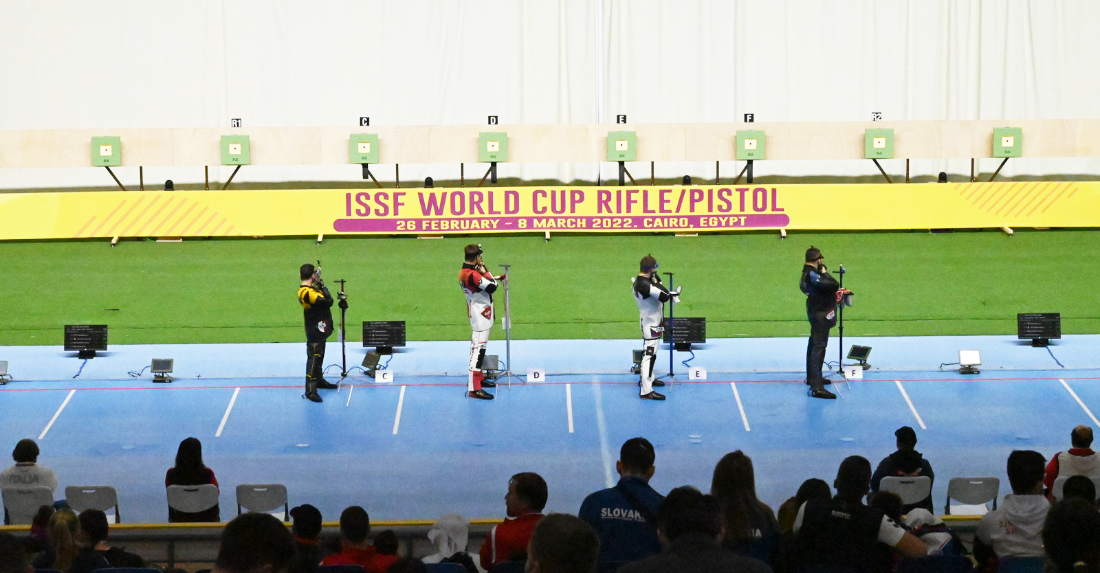 Strempfl im Luftgewehr-Semifinale des ISSF WC Cairo © Bernhard Pickl