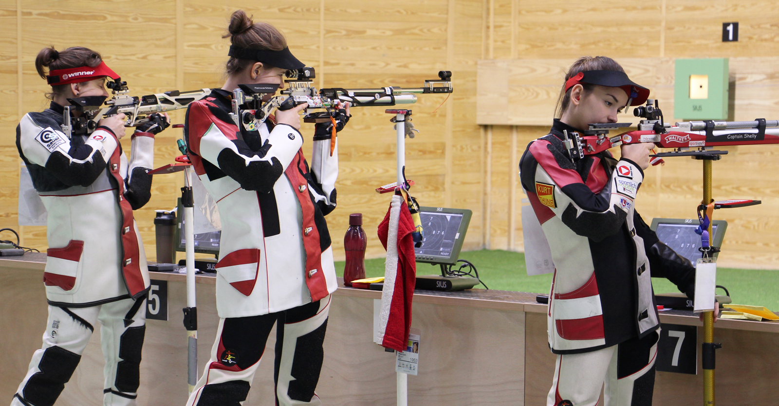 Olivia Hofmann, Marlene Pribitzer und Sheileen Waibel bildeten die österreichische Luftgewehr-Frauenmannschaft © Margit Melmer, ÖSB