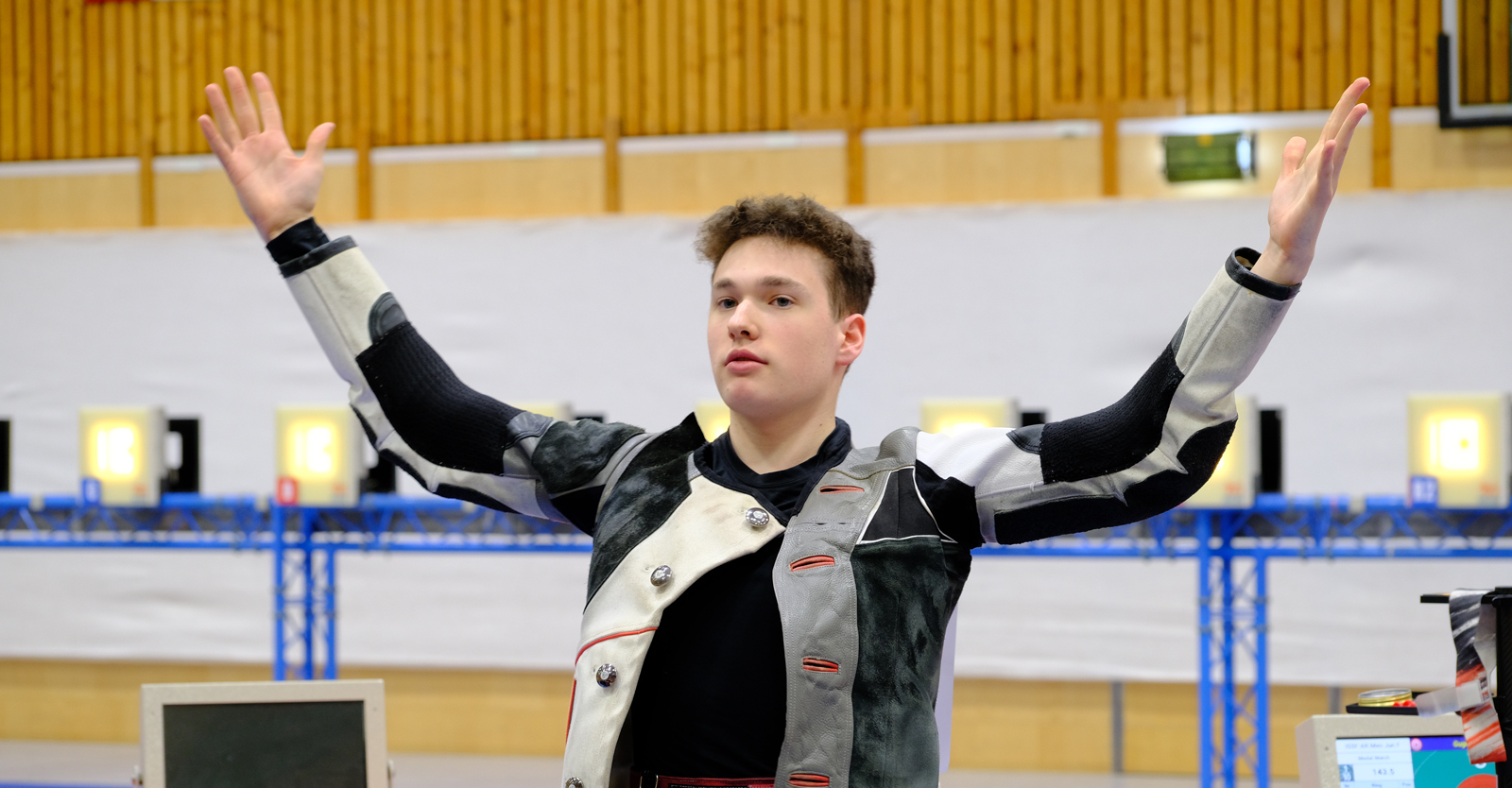 Florian Gugele lebt mit dem Publikum © Tina Neururer, ÖSB