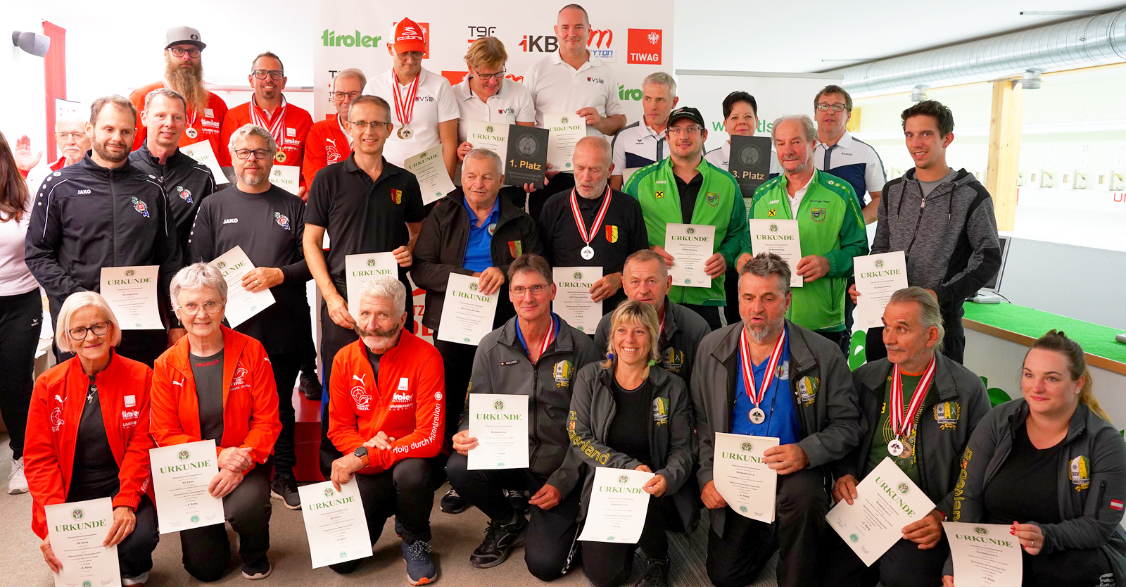Die FinalteilnehmerInnen der Österreichischen Vereinsliga KK-Gewehr Stehend Aufgelegt © Christinan Kramer