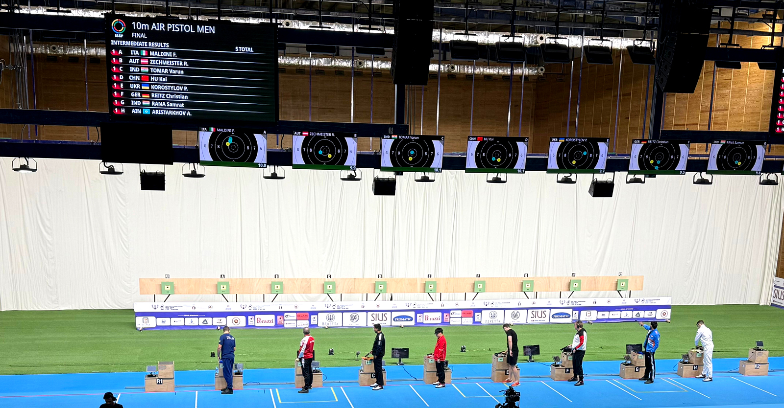 Zechmeister (2.v.l.) im WM-Luftpistolenfinale © Hermann Rainer, ÖSB