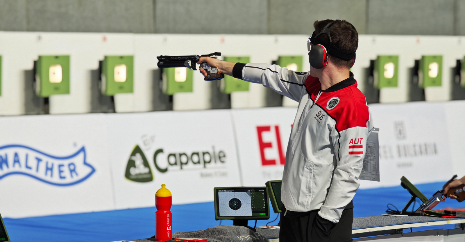 Lenni Stippich war bis zur Halbzeit unter den Besten U18-Schützen mit der Luftpistole zu finden © Franz Roth, ÖSB 