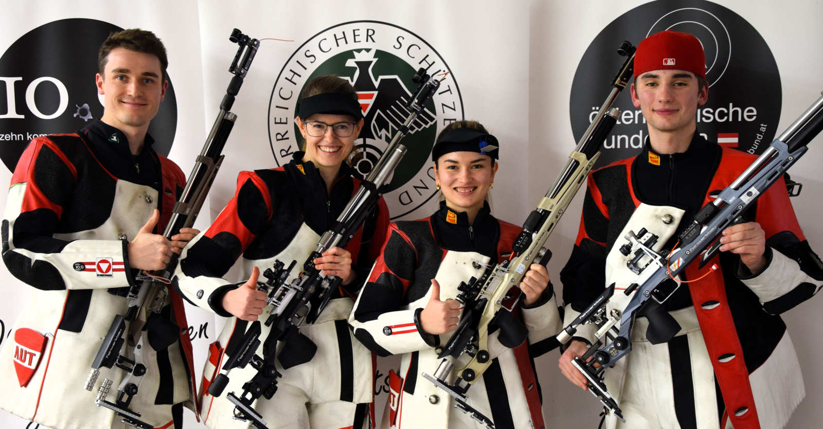 Große Freude bei den SchützInnen Patrick Diem, Marlene Pribitzer, Sheileen Waibel und Kiano Waibel (v.l.) der USG Alatch, die als Tabellenführende ins Finalwochenende gehen werden © Manfred Kopitar