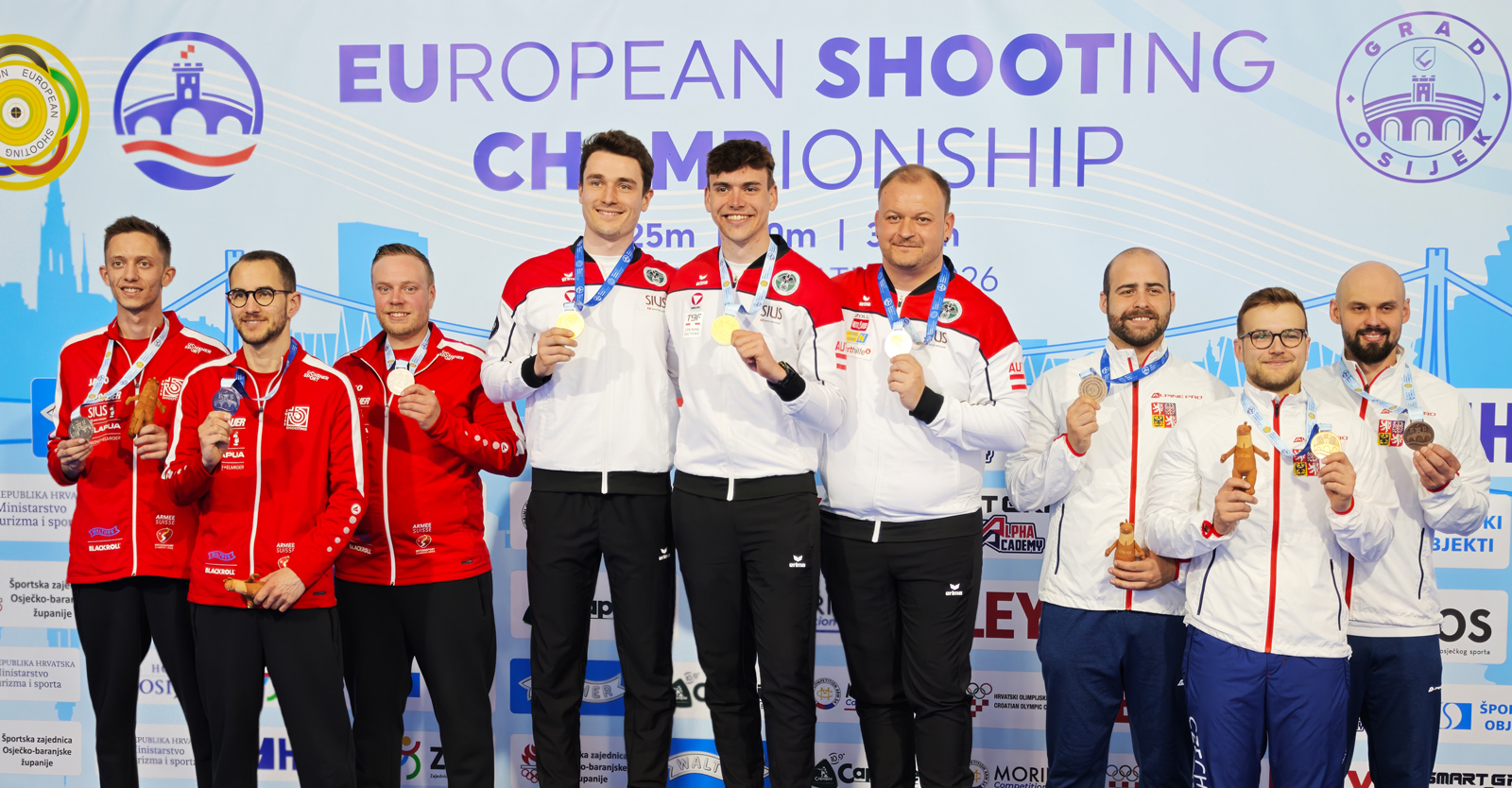 Die frisch gebackenen Europameister im 300m-Gewehr Dreistellung Team: Patrick Diem, Dominic Einwaller und Alexander Schmirl © Franz Roth, ÖSB