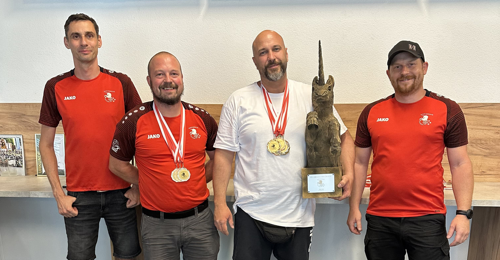 Christoph Würtenberger (Sportleiter & RO Kundl), 
Thomas Jäger (Gesamtrang drei), 
Markus Suleyman (Gewinner Unicorn Trophy)
und Bernhard Brunner (RO Kundl) (v.l.) ©  Michael Lun 
