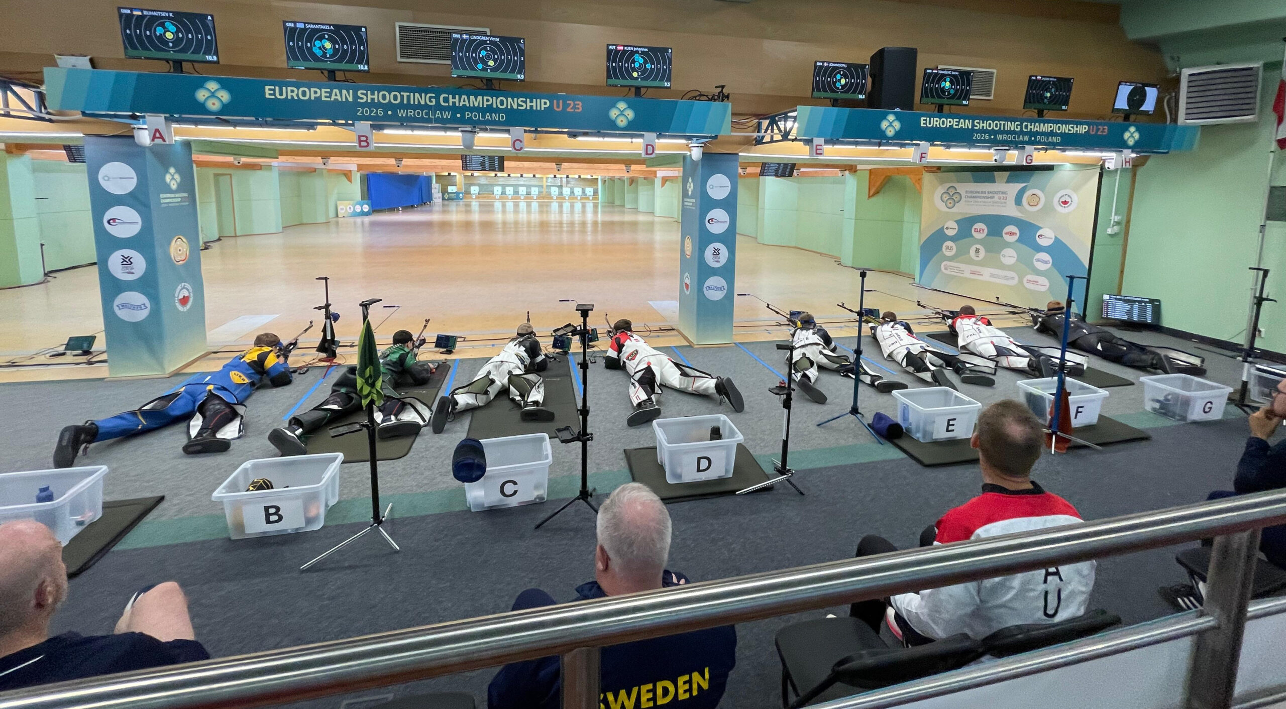 Johannes Kuen (4. v.l.) im Finale des KK-Dreistellungsmatches © Dominic Einwaller