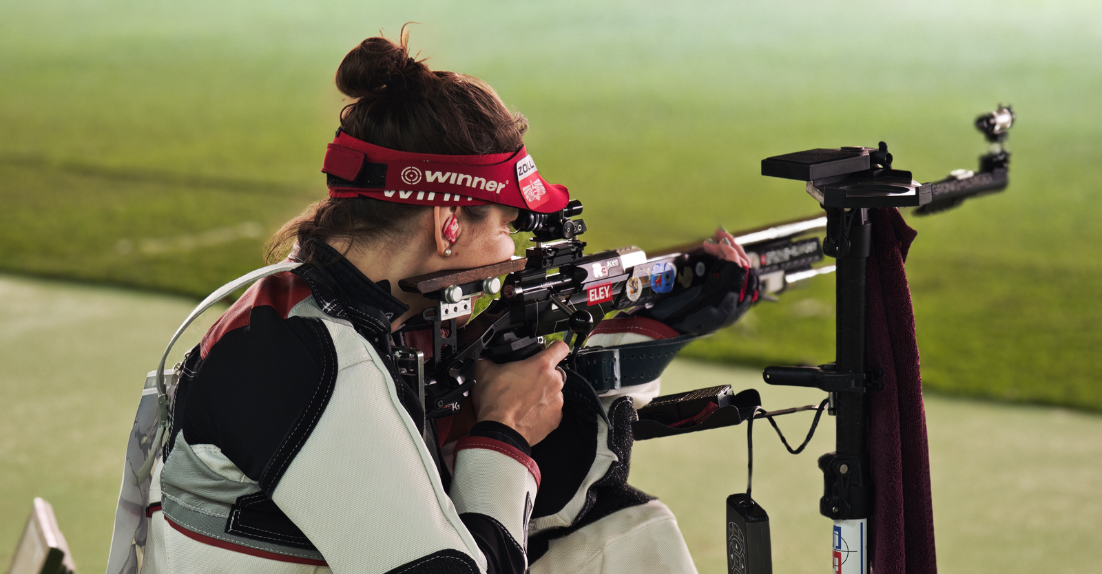 Olivia Hofmann im Kniend des KK-Dreistellungsmatches © Franz Roth, ÖSB